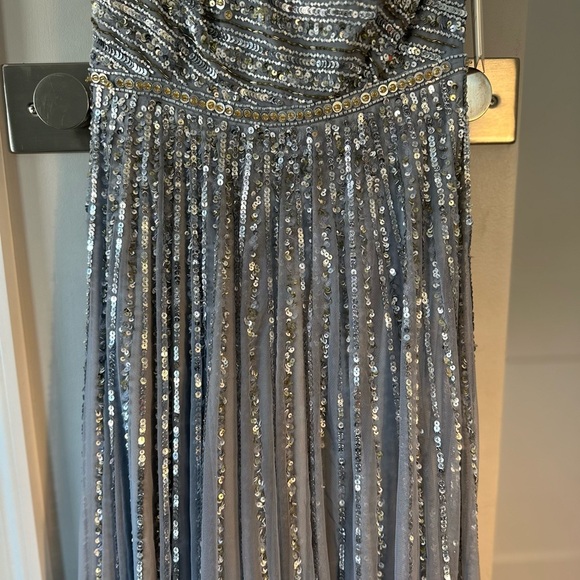 Mac Duggal Glamorous Silver and Gold Sequin One-Shoulder Dress Beaded - Picture 12 of 16